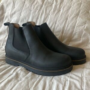 Birkenstock Stalon nubuck leather black. Size 40 (eu), Size 8.5 (us).